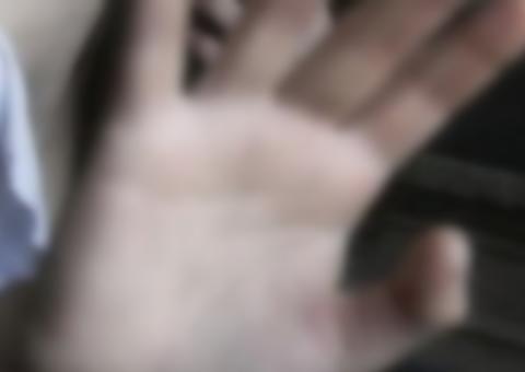 Jovem denuncia pai por estupro e revela que irmãos também foram vítimas