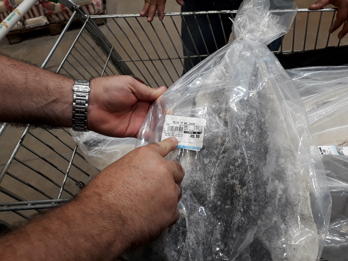 Mais de 90 kg de bacalhau apreendidos em ação do Procon Amazonas