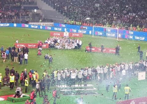 Juventus atropela o Milan e fatura mais um título