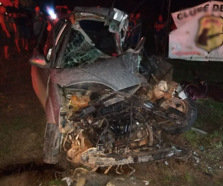 Veja imagens do grave acidente que deixou uma pessoa morta e duas feridas na BR-174