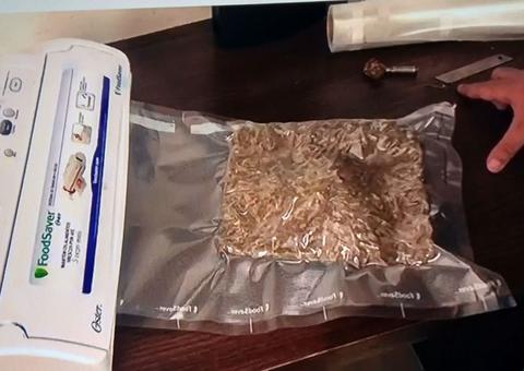 Polícia desmancha laboratório de drogas e prende traficantes em condomínio de luxo em Manaus