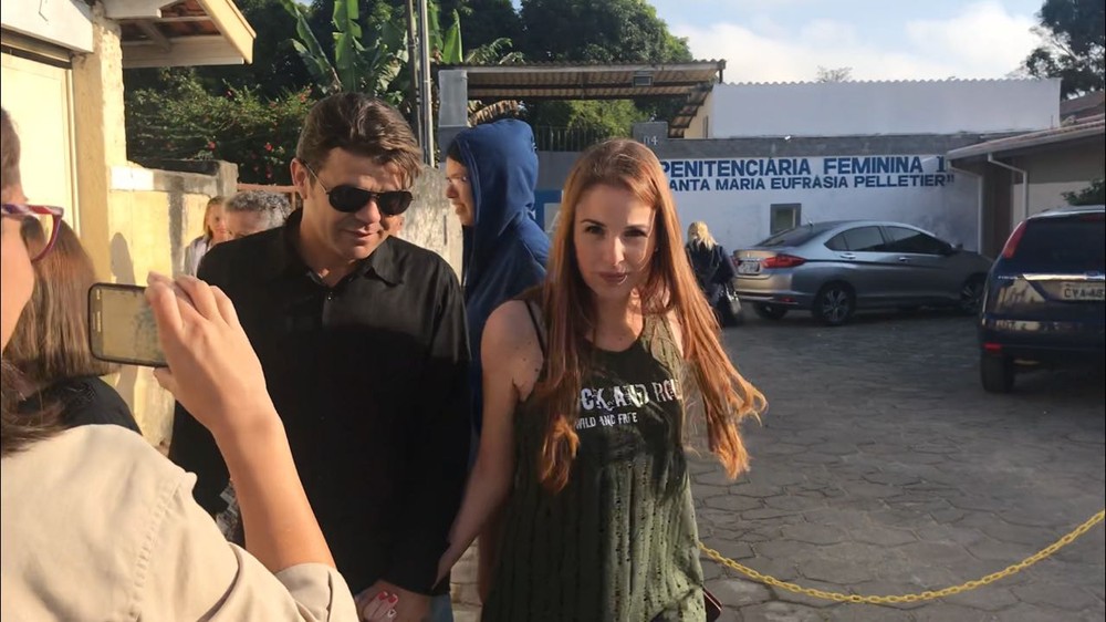  Suzane Richthofen deixa prisão para 'saidinha' de Dia das Mães