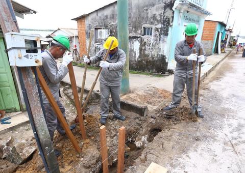 Governo vistoria início de obras de sistema viário no Amazonas