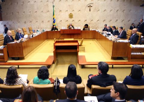 STF nega foro privilegiado em ações de improbidade