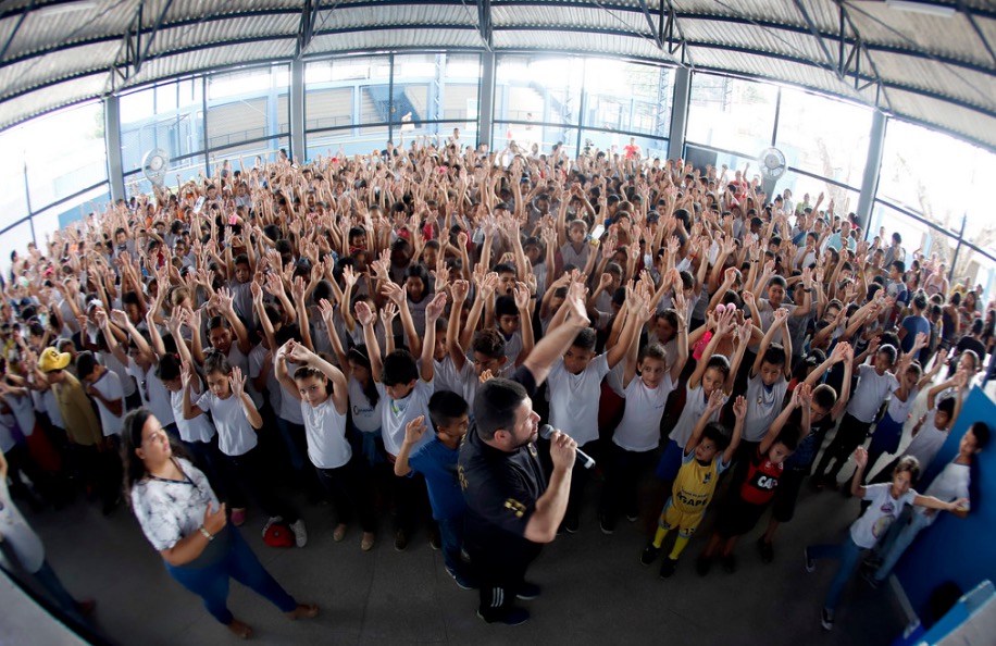 Arte Comunidade leva alegria, integração e inclusão a mais de 800 crianças 