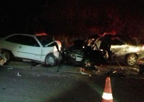 Casal morre em acidente na véspera do casamento