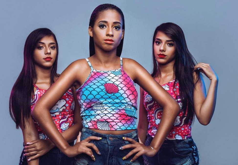 MC Loma & Gêmeas Lacração fazem show em Manaus