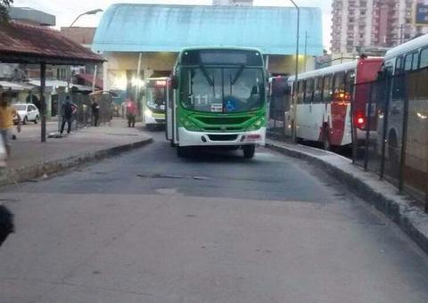 Linhas de ônibus que atendem o Centro têm itinerário alterado