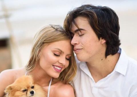 Luísa Sonza posta fotos de biquíni e se declara apaixonadamente a Whindersson