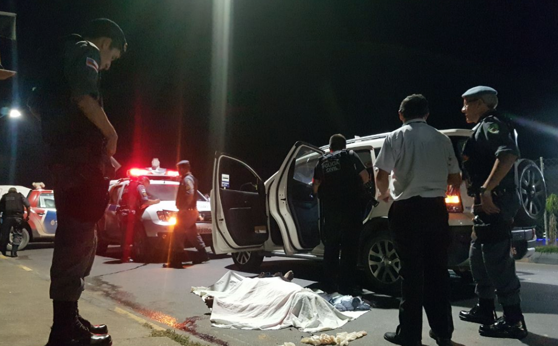 Taxista reage ao ver viatura e assaltante acaba morto a tiros em Manaus