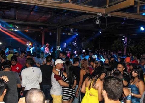 Especial Forrozão Ferro na Boneca agita Moai 