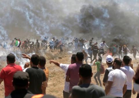 Bebê morre intoxicado ao inalar gás lacrimogêneo durante ataque