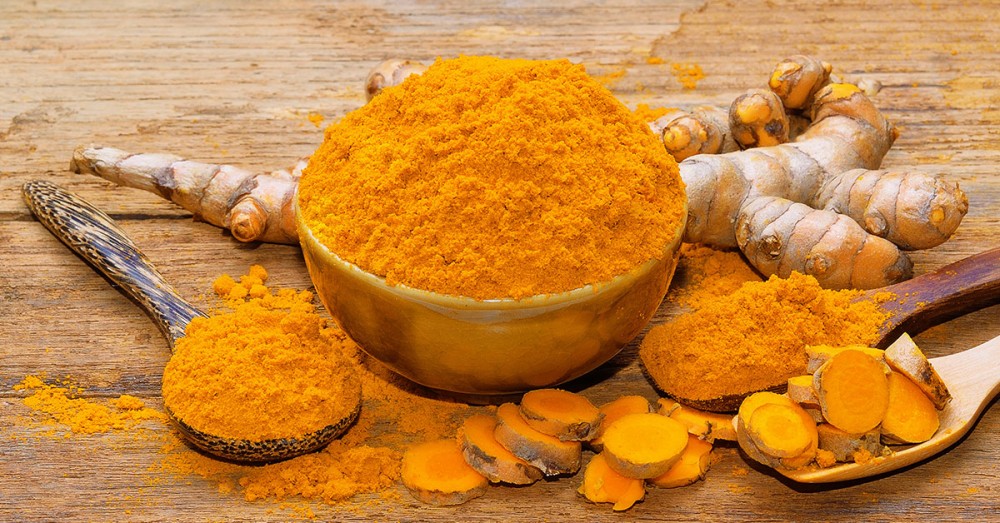 Comer açafrão todos os dias transforma 5 coisas no seu corpo