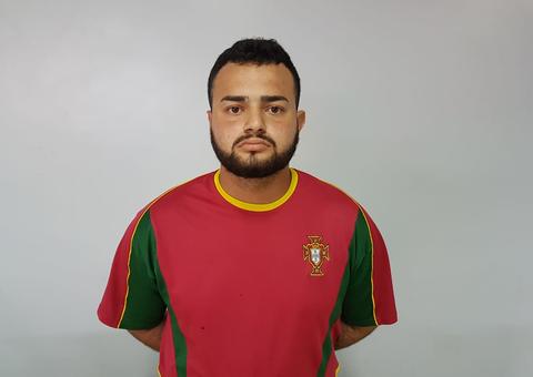 Suspeito de esconder foragido 'Mano Caio', homem é preso com drogas em Manaus 