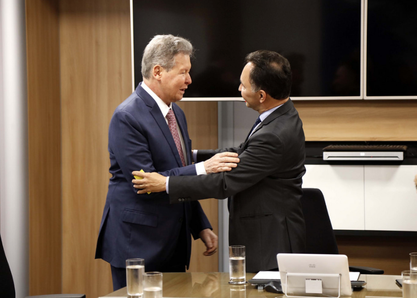 Prefeitura alinha com Banco do Brasil financiamento de obras para Manaus