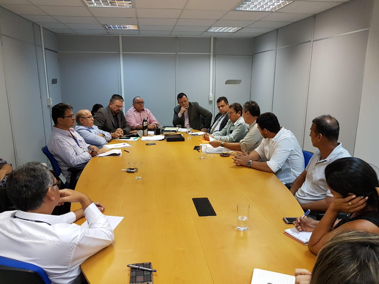 Governo propõe diálogo entre operadores e concessionaria do Porto de Manaus