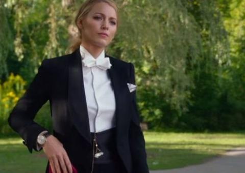 Blake Lively aparece ‘matadora' no trailer de Um Pequeno Favor