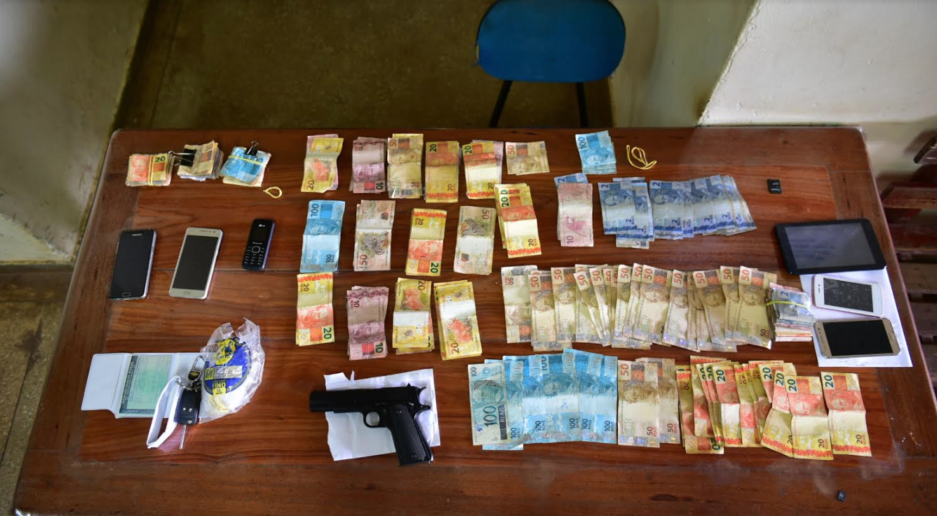 Detentos que trabalhavam para suposto chefe do tráfico na prisão são detidos no Amazonas