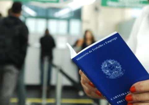 Mais de 50 vagas de emprego são ofertadas nesta quinta-feira