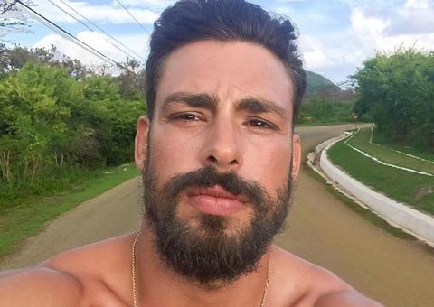 Cauã Reymond explica porque se recusou a fazer bafômetro: 'arrependo profundamente'