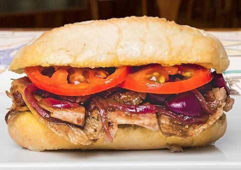 Manauara Food Xperience oferece pratos deliciosos com preços acessíveis 