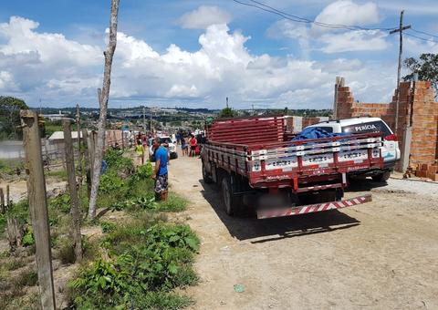 Caminhão passa por cima e mata bebê de 1 ano em Manaus