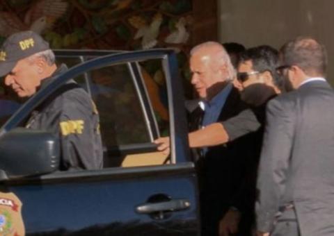 Justiça determina prisão do ex-ministro José Dirceu