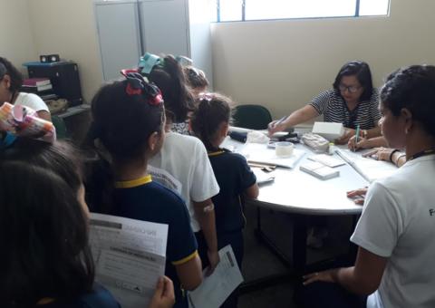 Campanha identifica casos de hanseníase em crianças e adolescentes em escolas de Manaus