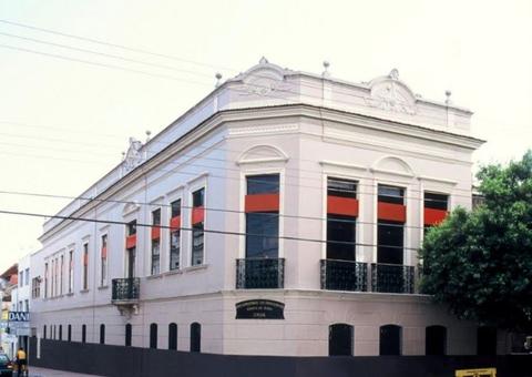 Exposição Panorama das Artes no Século 21 reúne obras de artistas amazonenses