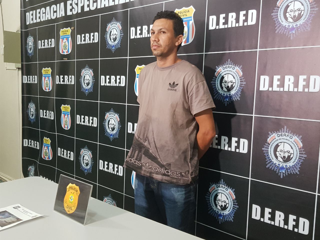 Homem suspeito de integrar grupo que roubou R$104 mil de empresário é preso no Amazonas 