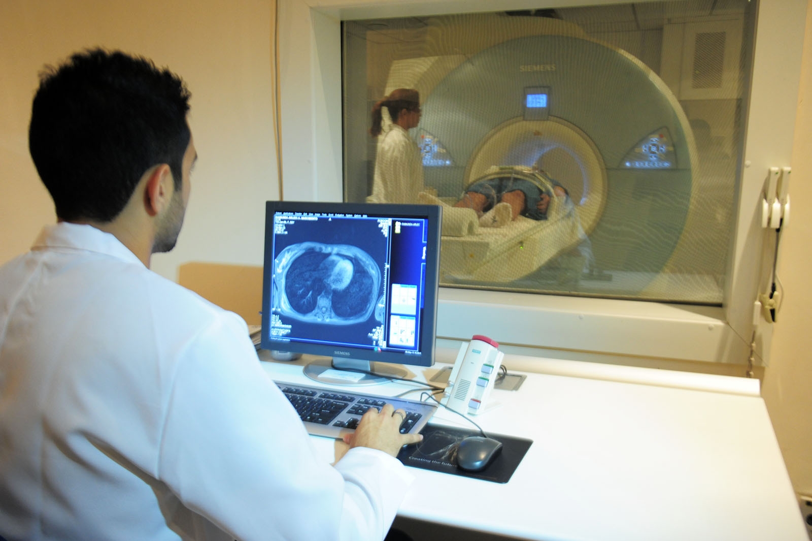 Aparelho de Ressonância Magnética da FCecon é reativado, diz Susam