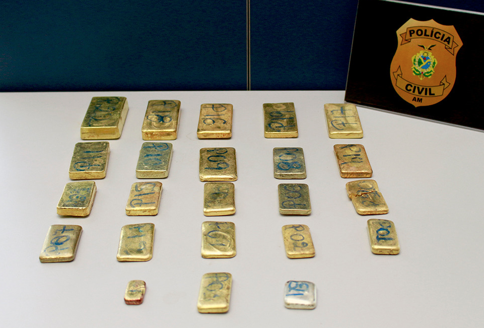 Garimpeiro conta detalhes sobre barras de ouro encontradas em destroços de avião