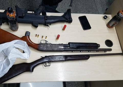 Soldados da FDN são presos com submetralhadora e confessam execução de rivais em Manaus