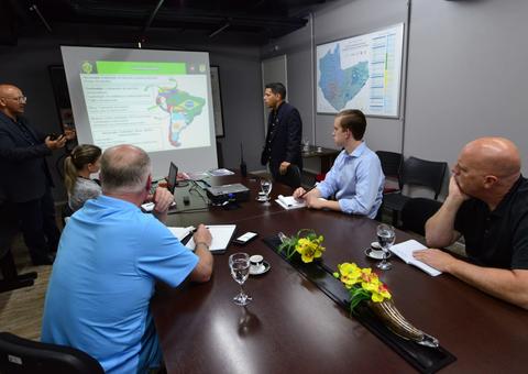 Consultoria internacional em segurança estuda região de fronteira do Amazonas