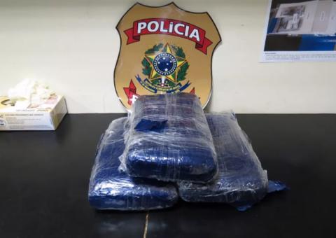 Universitária é presa tentando embarcar com drogas em aeroporto de Manaus