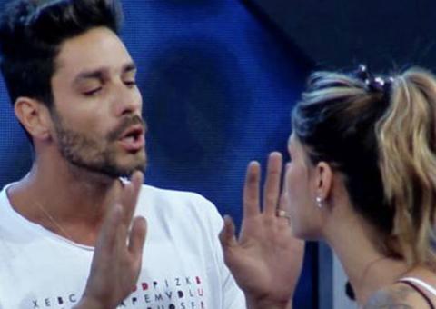  Ex-BBB é expulso do Power Couple após ameaça de agressão