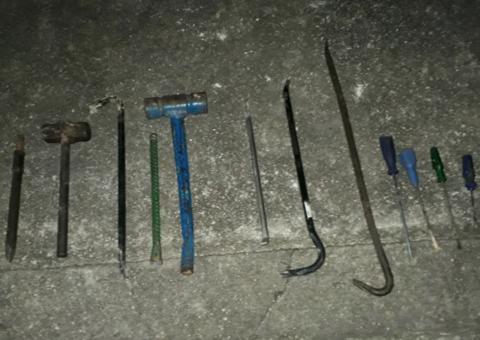 Grupo é preso ao tentar roubar agência dos Correios e atirar contra polícia no Amazonas