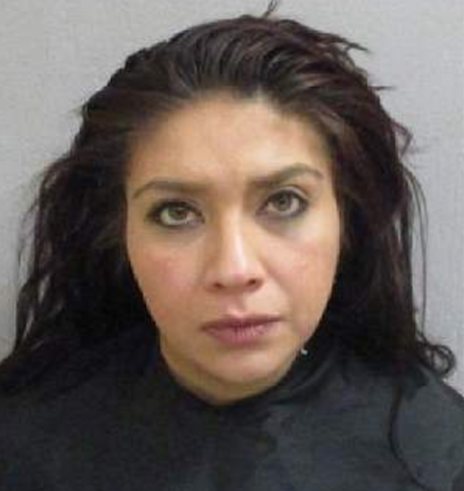 Mulher vende próprio filho recém-nascido para não contar traição ao marido