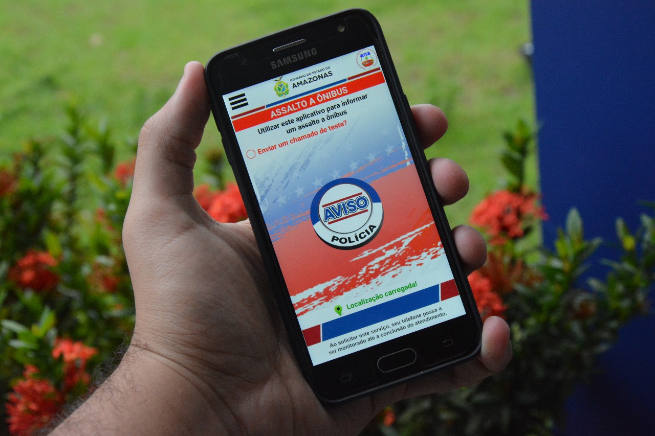'Botão do pânico móvel' para assaltos a ônibus registra mais de mil chamadas em Manaus