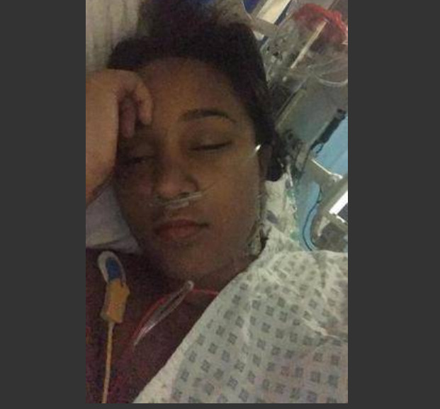 Adolescente quase morre e “troca de pele” depois de usar absorvente