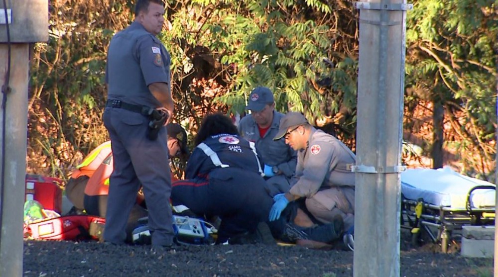 Menino leva choque elétrico de 138 mil volts ao tentar pegar pipa 