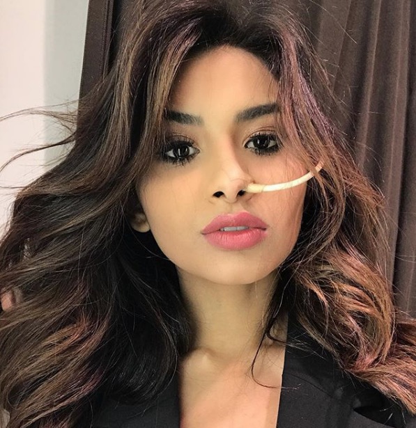 Famosos lamentam morte de blogueira Nara Almeida