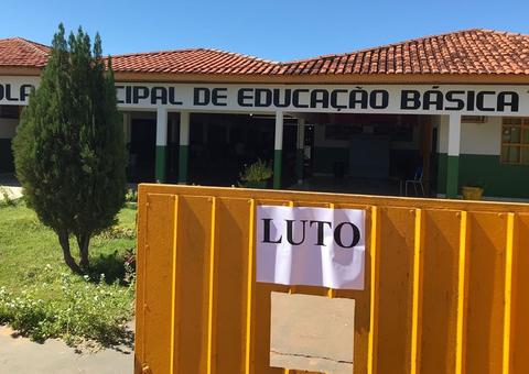 Criança de 6 anos morre ao cair em canivete usado para soltar cachorro