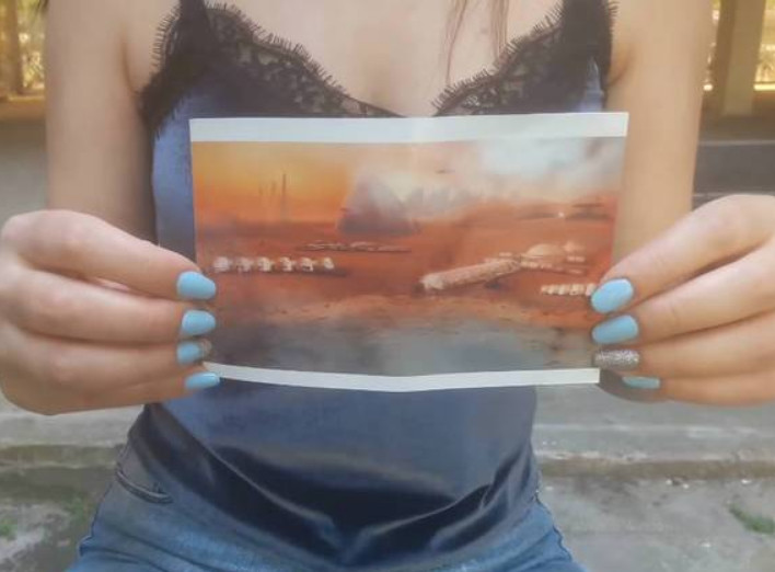 Viajante do tempo mostra foto tirada em Marte no ano 3812