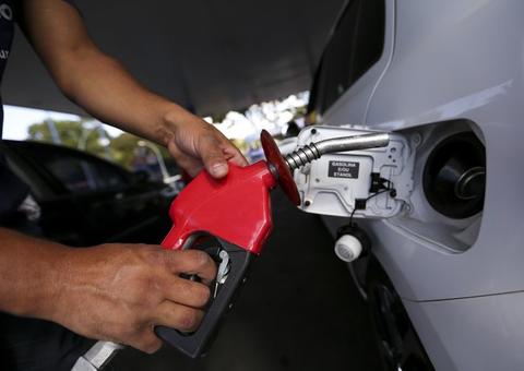 Petrobras anuncia queda nos preços da gasolina e do diesel