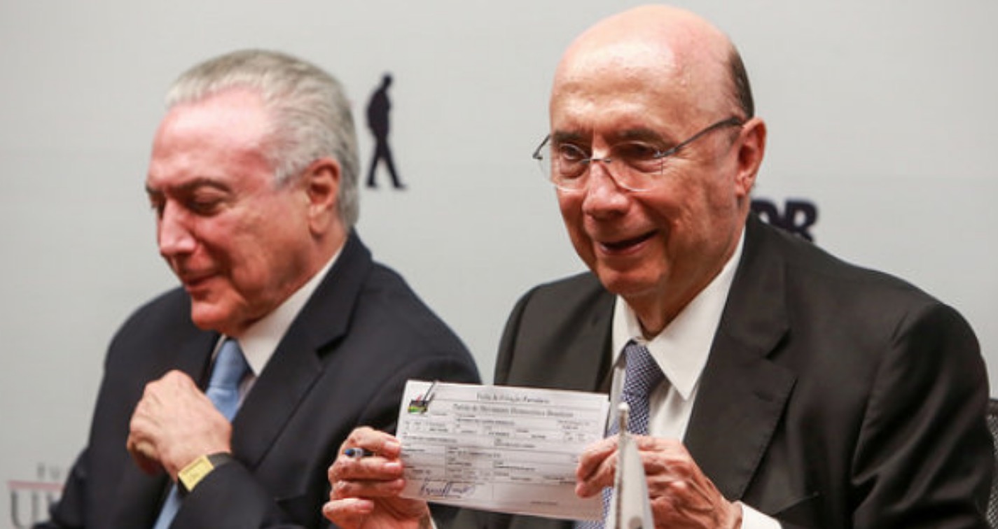 Temer desiste de reeleição e lança Meirelles como pré-candidato do MDB