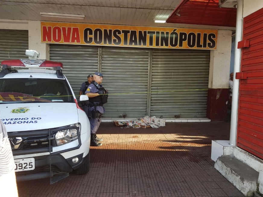 Homem é espancado até a morte por casal misterioso em Manaus