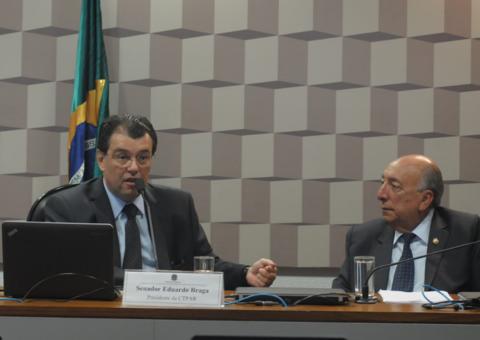 Eduardo Braga comanda investigação sobre migração de empresas para o Paraguai