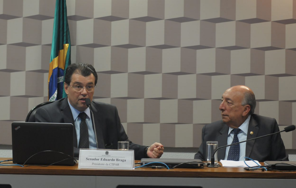 Eduardo Braga comanda investigação sobre migração de empresas para o Paraguai