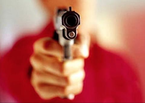 Idoso é suspeito de matar ex-mulher de 75 anos a tiros